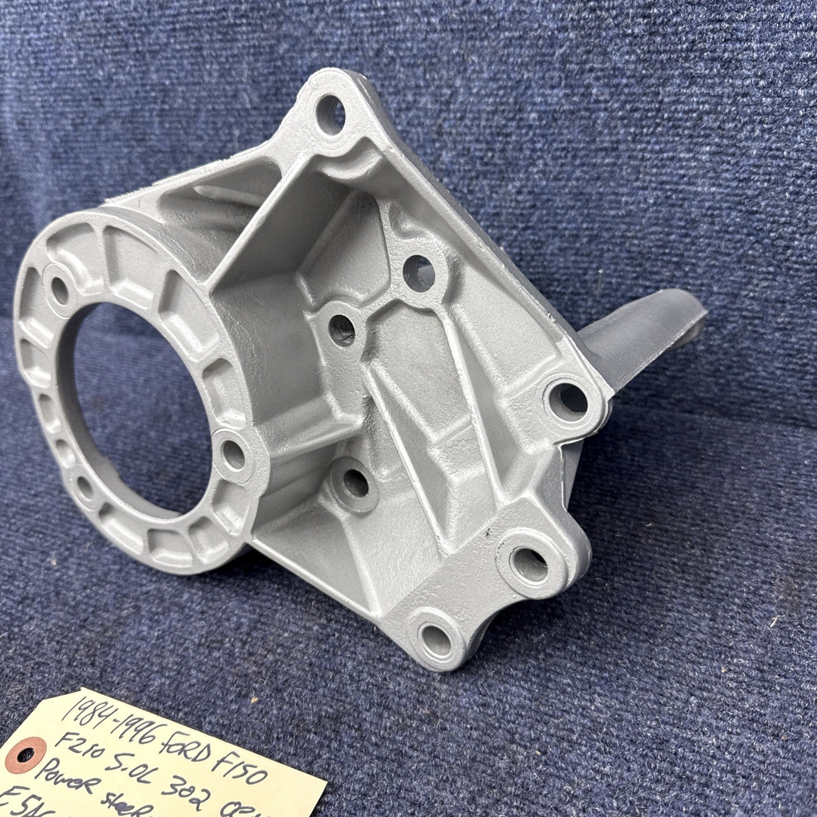 OEM 1984-1996 Ford F150 F250 5.0L Power Steering Pump Bracket | E5AC-3C511-AA
