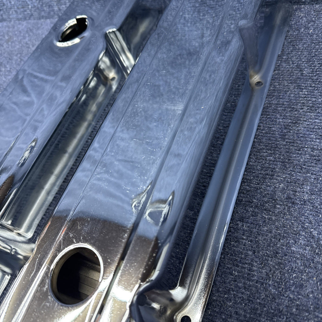 1958-86 CHEVY SMALL BLOCK 283-305-327-350-400 SHORT VALVE COVERS  Chrome Sbc