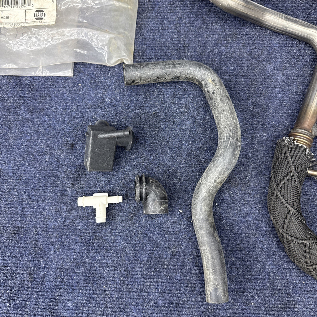 Exhaust Gas Recirculation (EGR) Tube & Pcv Hoses   1999-03 Ford F150 Lincoln Lot