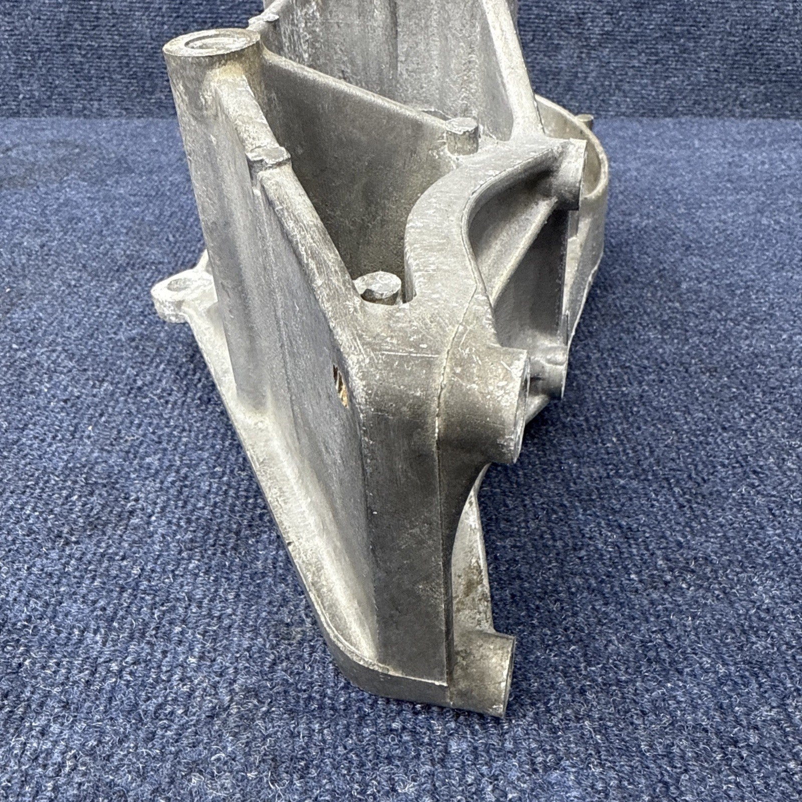 87-94 FORD F150 F250 F350 5.0 5.8 POWER STEERING PUMP A/C  BRACKET OEM F0ta-aa