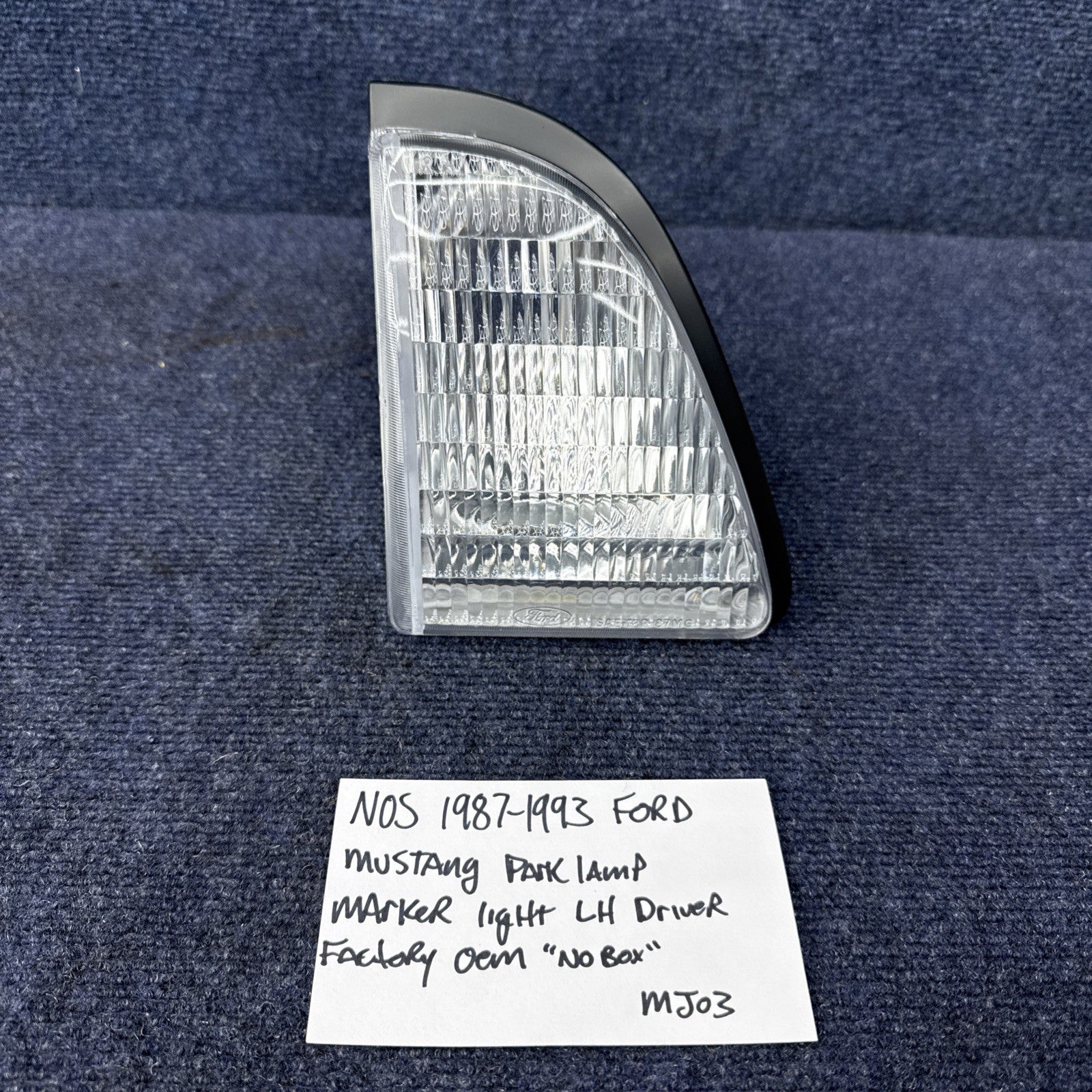 NOS 1987-1993 FORD MUSTANG MARKER LIGHTS  87-93 Park Lamp Lh Driver Side OEM