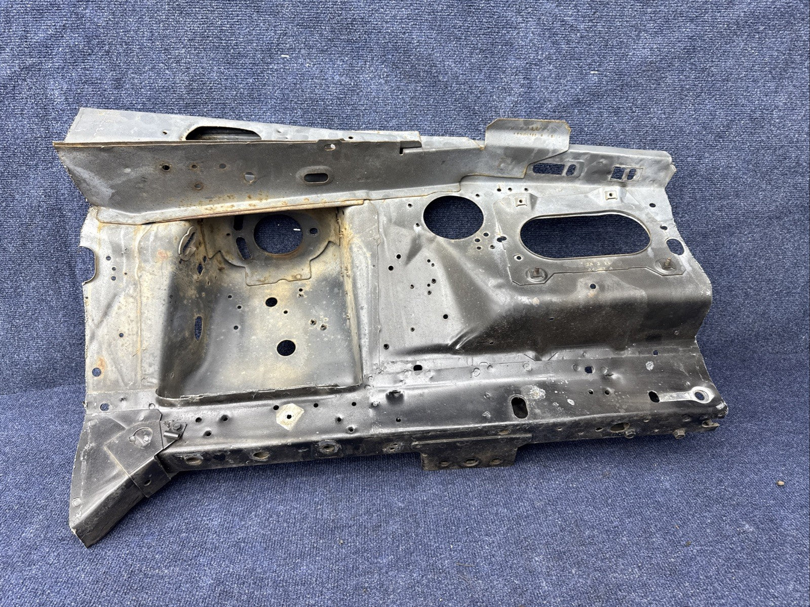 1987 - 1993 MUSTANG RH FENDER APRON FRAME SHOCK TOWER METAL OEM Passenger Side