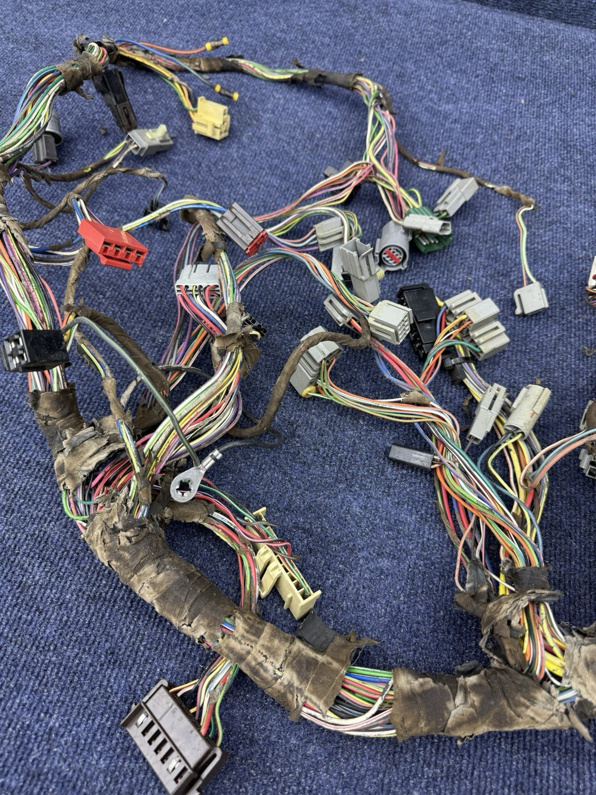 91-93 Ford Mustang Dash Wiring Harness Complete w/ Fuse Box Ignition Radio OEM