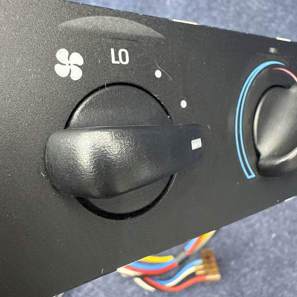 1994-2000 FORD MUSTANG A/C HEATER TEMPERATURE CLIMATE CONTROL SWITCH OEM
