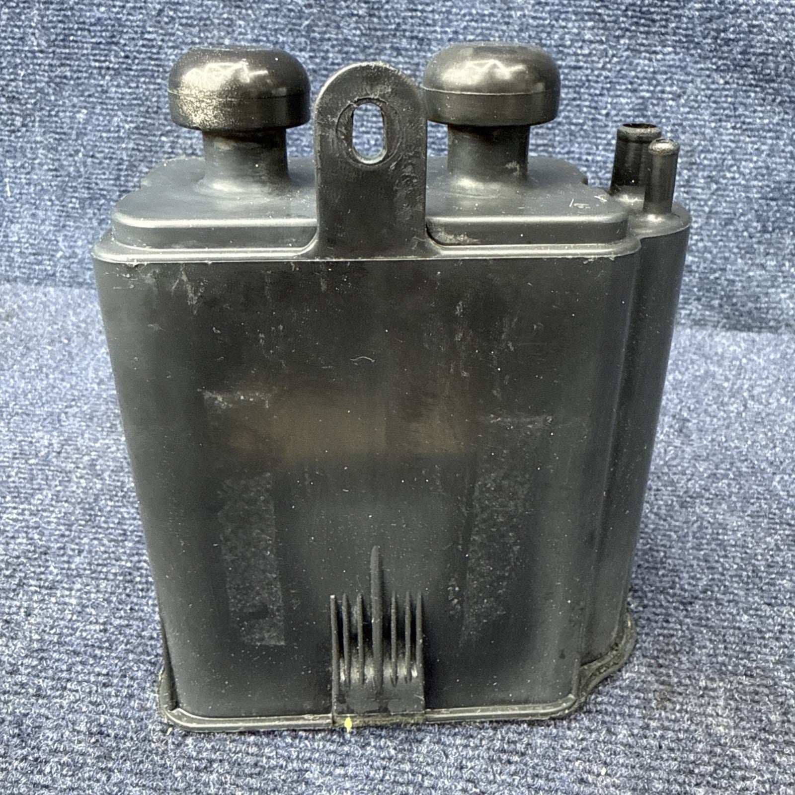 1986-1993 FORD MUSTANG 5.0 302 CAPRI Ranger CHARCOAL EVAP CANISTER BOX OEM Vent