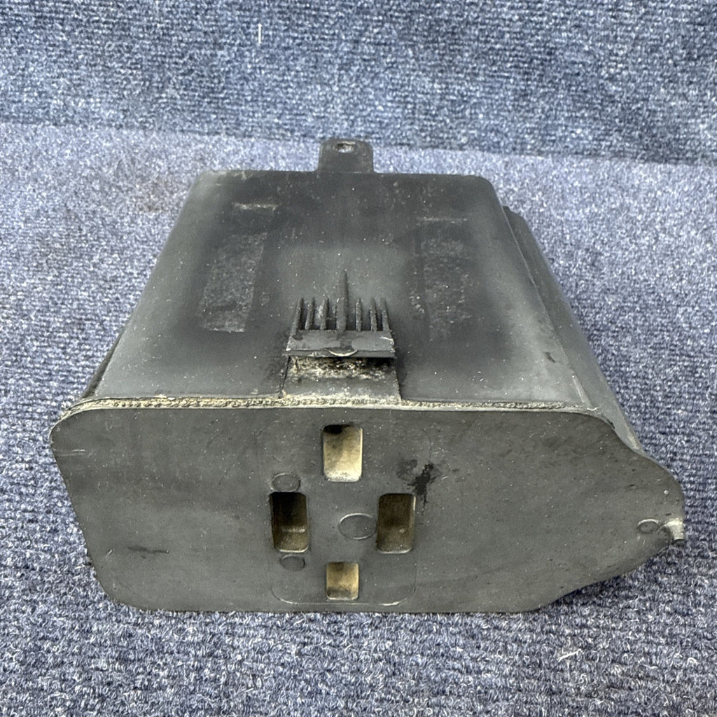 1986-1993 FORD MUSTANG 5.0 302 CAPRI Ranger CHARCOAL EVAP CANISTER BOX OEM Vent