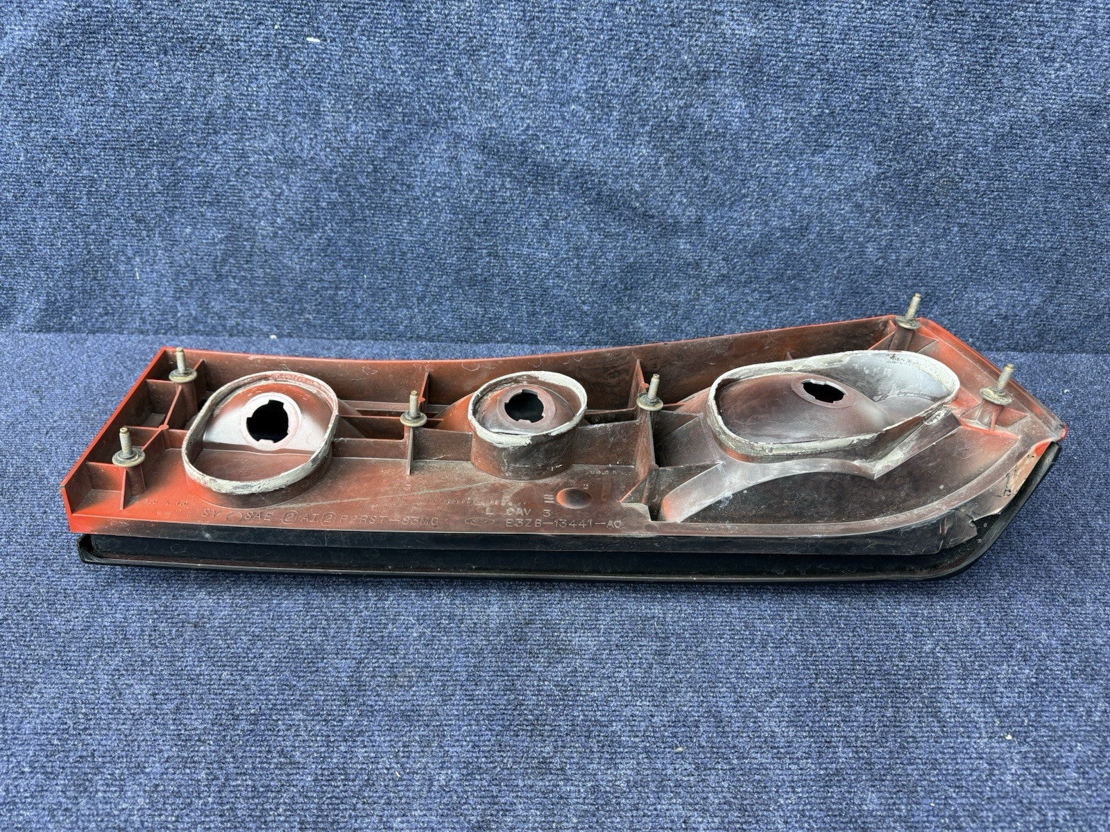 87-93 FORD MUSTANG LX Lh Driver  TAIL LIGHT OEM FACTORY LENS HOUSING FACTORY