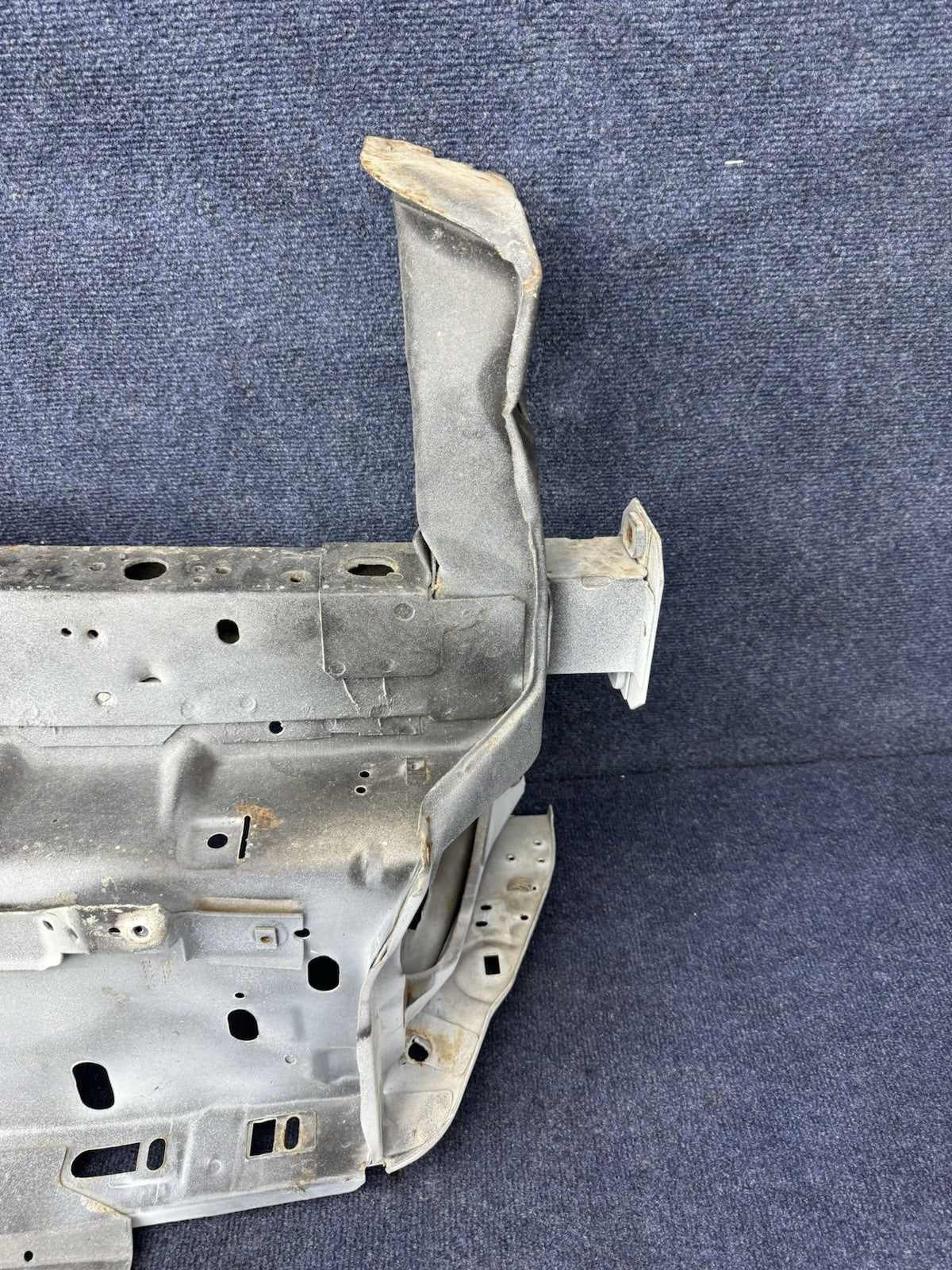 1990-1993 MUSTANG DRIVER L-H FRONT APRON FRAME METAL REPAIR SECTION OEM 1992  92