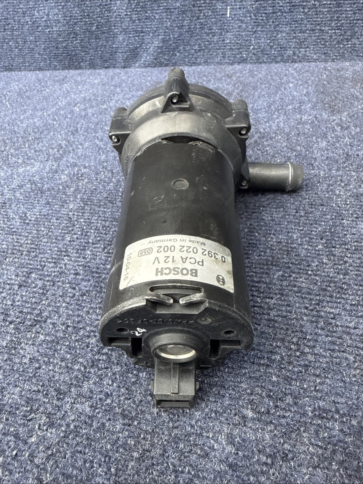 2003-2004 Ford Mustang SVT Cobra OEM Heat Exchanger Pump Factory Bosch 12v 46k