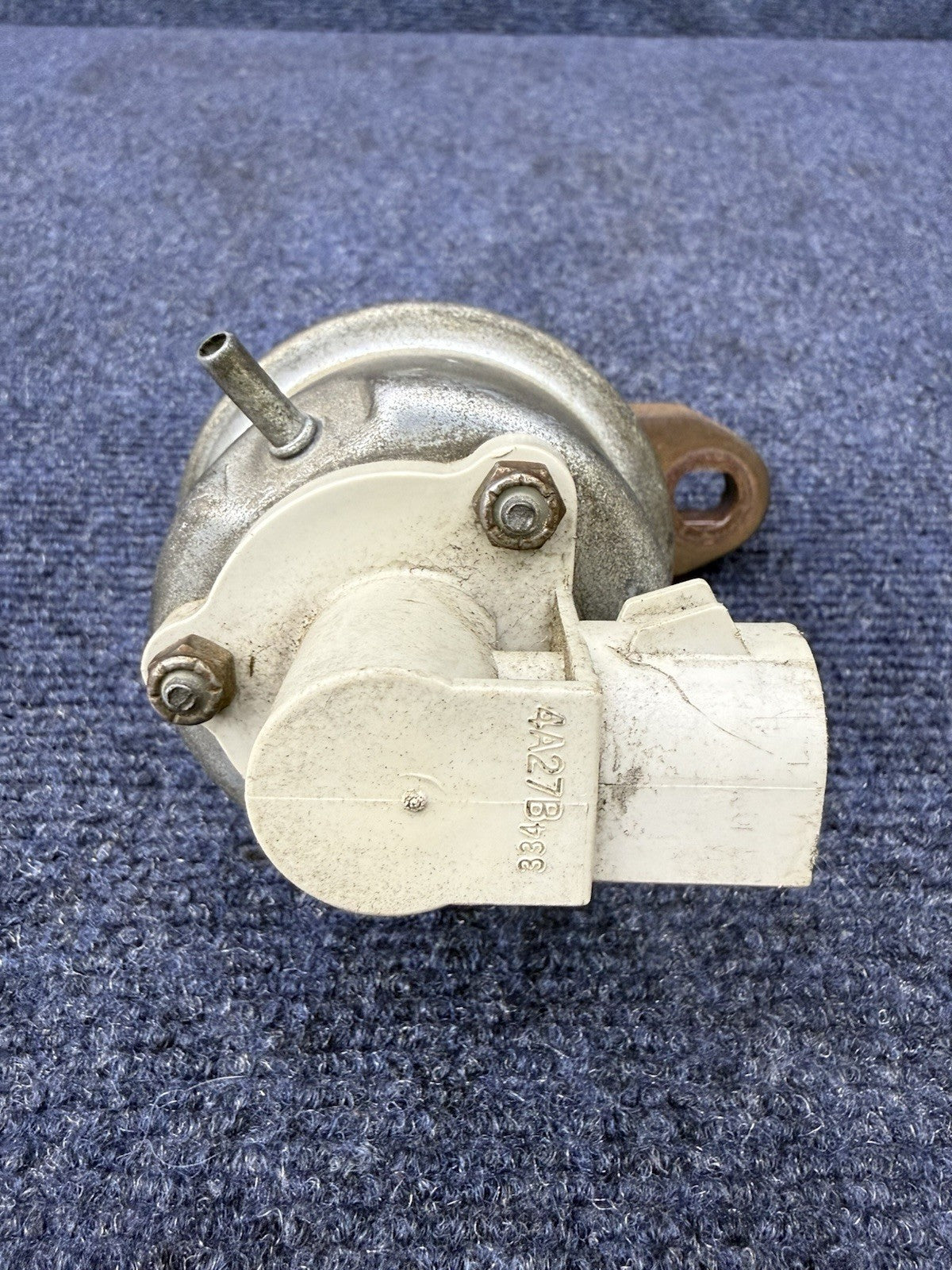 87-93 Ford Mustang EGR Sensor Intake Manifold Smog Emissions Factory OEM 302 V8