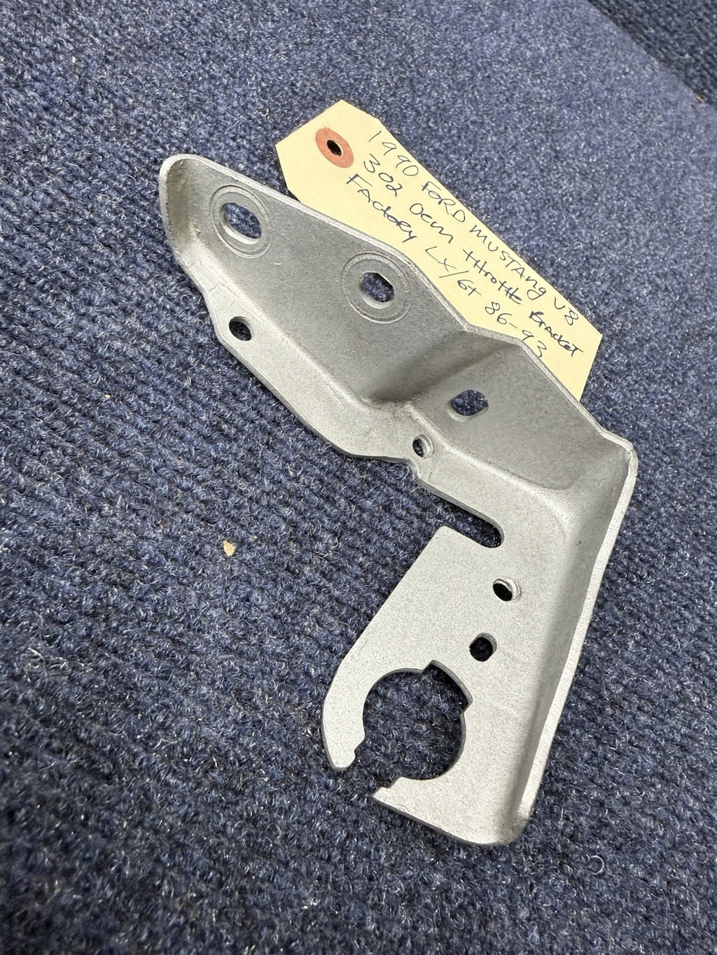 86 87-93 Ford Fox Body Mustang Intake Throttle Cable Bracket 5.0L 302 OEM EFI