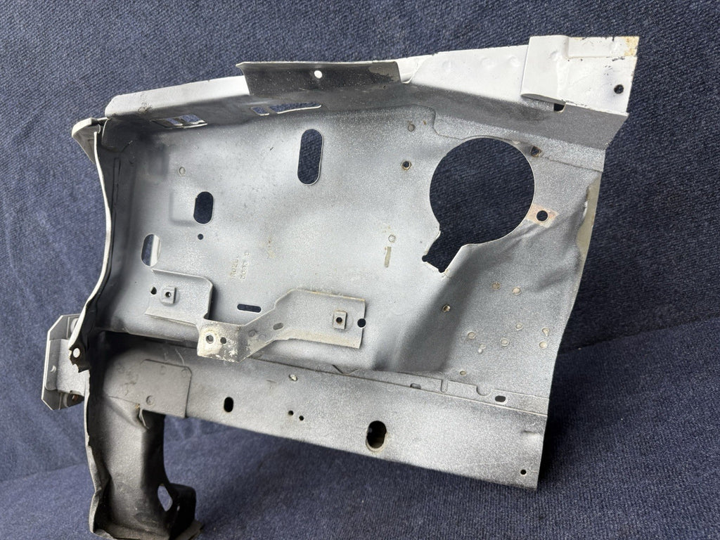 1990-1993 MUSTANG DRIVER L-H FRONT APRON FRAME METAL REPAIR SECTION OEM 1992  92