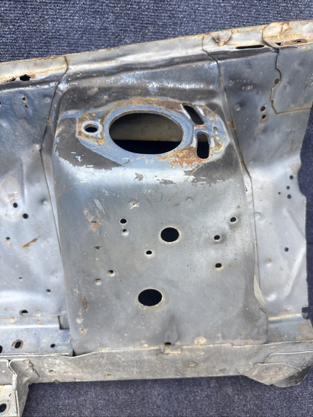 1987  1993 MUSTANG Rh FENDER APRON FRAME SHOCK TOWER METAL OEM Passenger Side 90