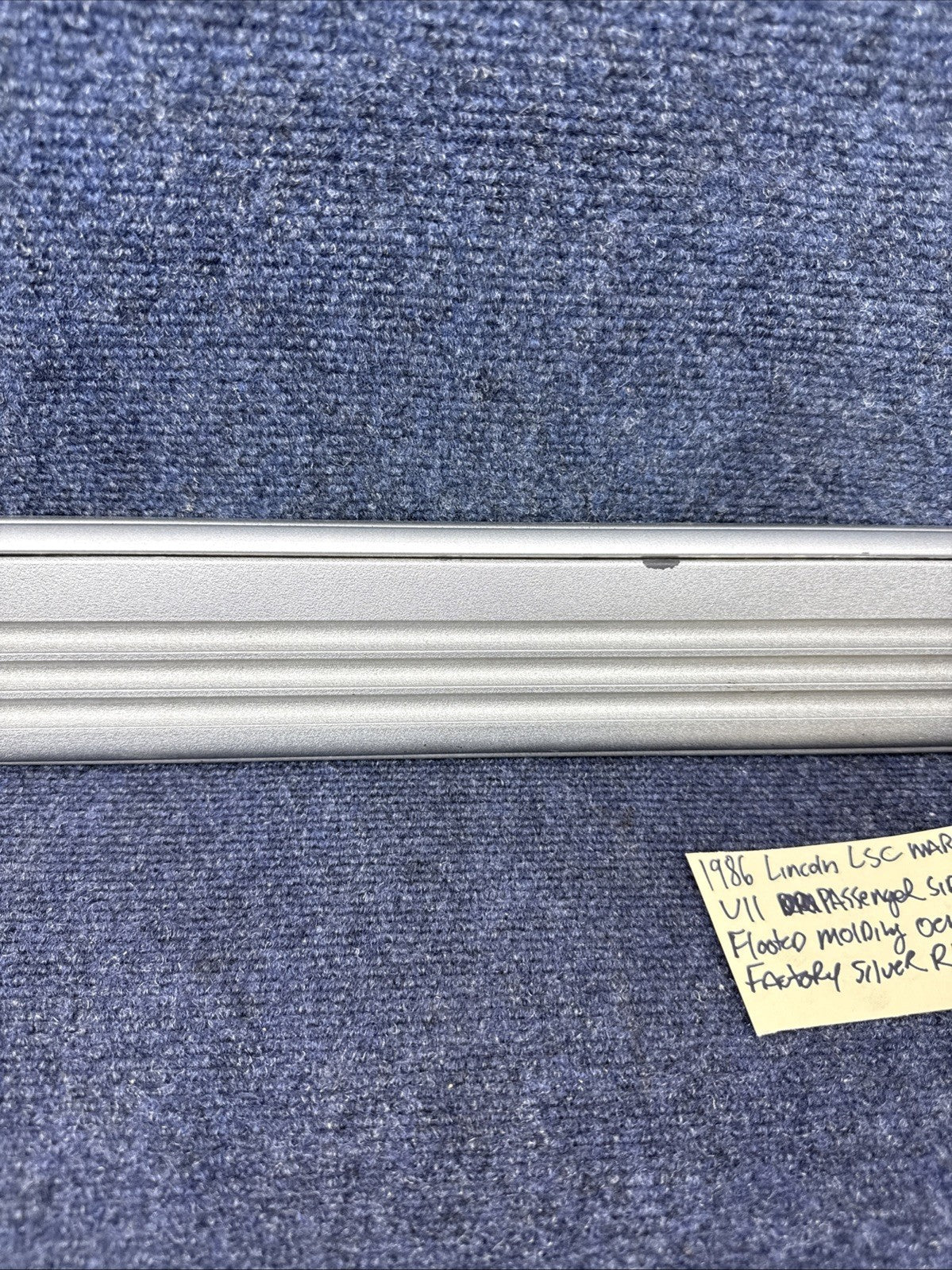 1984 - 1992 Lincoln Mark VII Body Side Moulding Right Door E4LY-6320938BP Driver