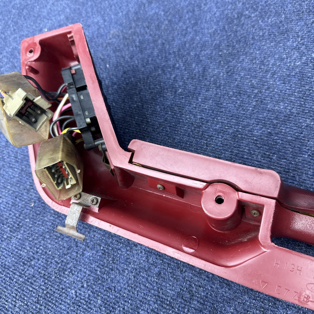 1987-1993 FORD MUSTANG RED DOOR ARMREST & Window Switch LEFT DRIVER PULL OEM Gt