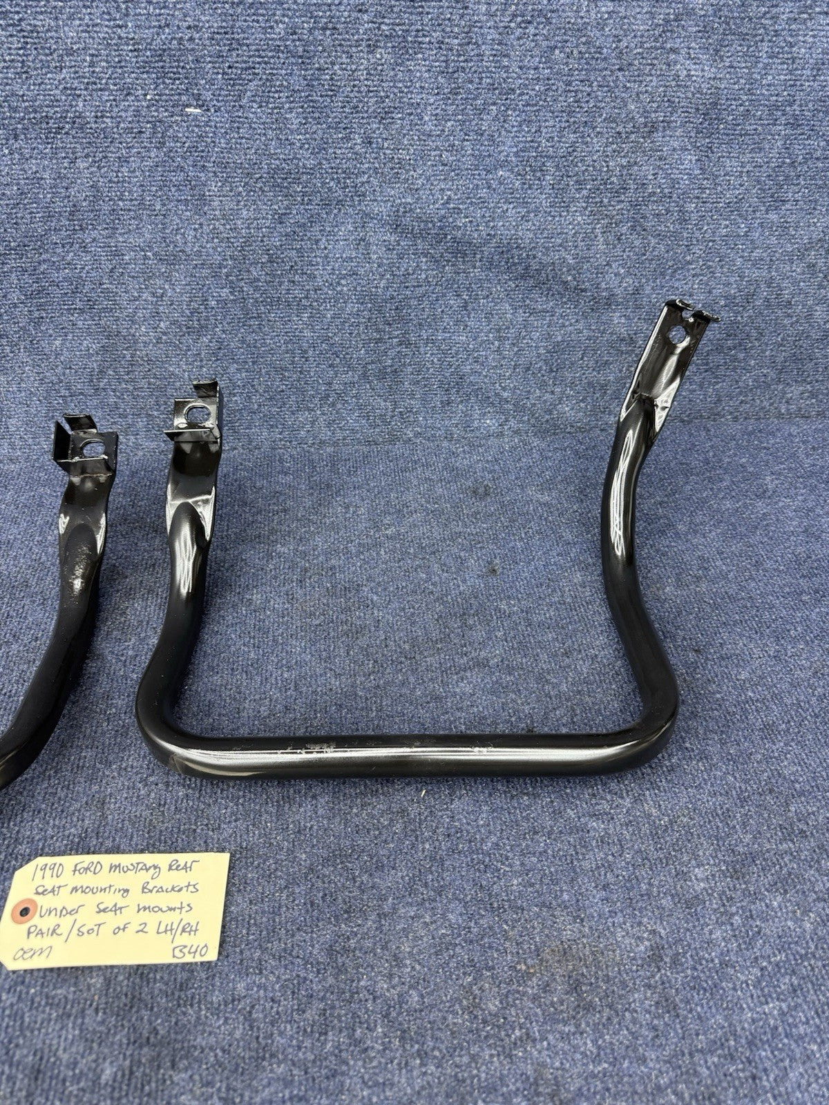 1990 - 1993 MUSTANG REAR SEAT CUSHION BRACKETS BARS & BOLTS OEM 90-93 Factory