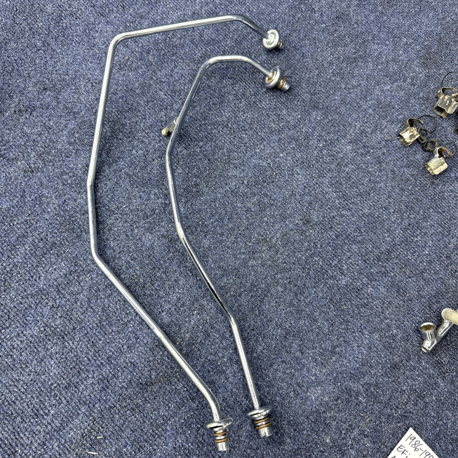 86-93 Ford Mustang 5.0 EFI Fuel Rail & Extensions Regulator Oem Factory 302 Sbf