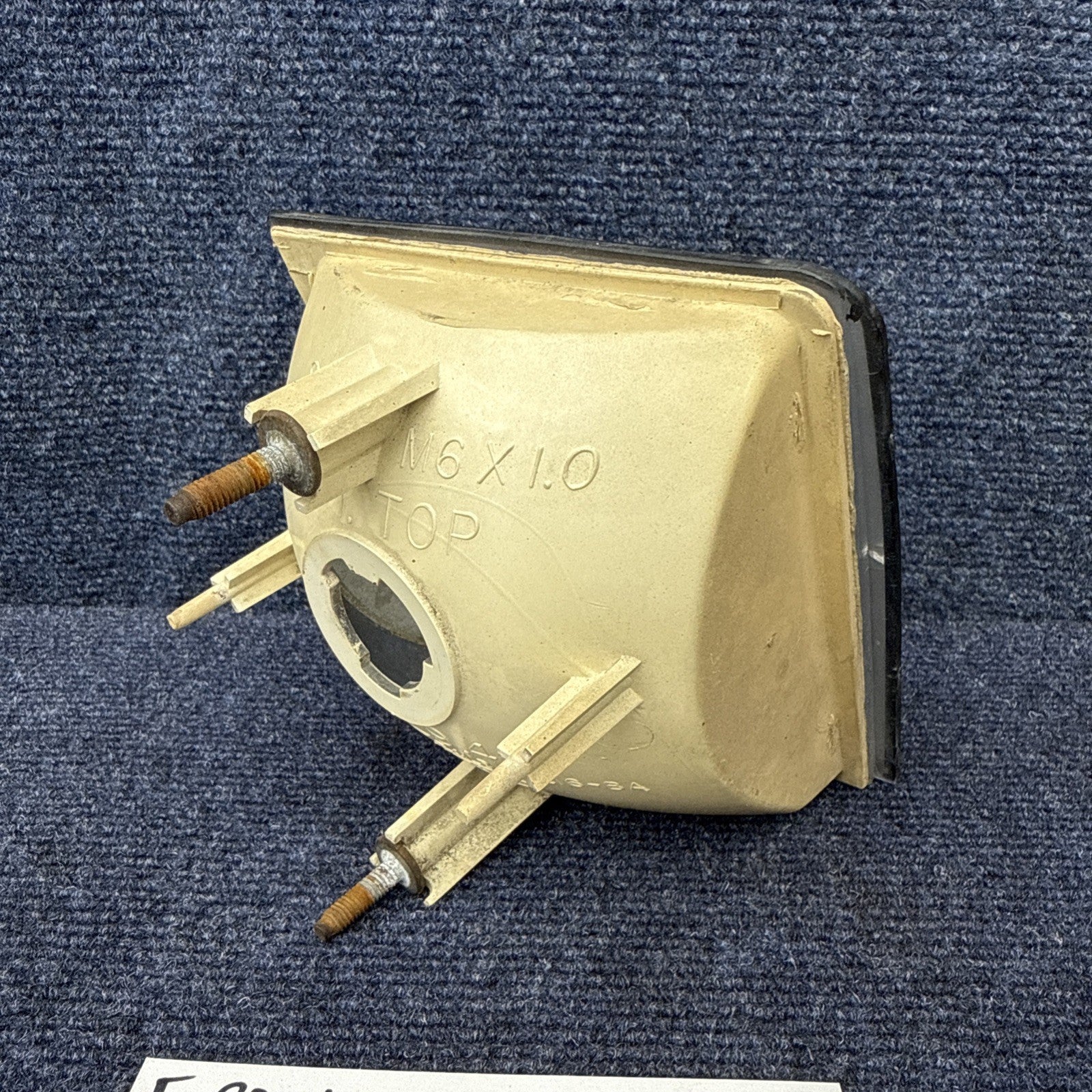 Ford E4LY-13201-B Left Driver Front Inner Parking Lamp -- 84-92 Lincoln Mark VII