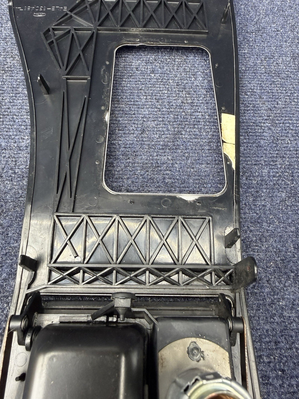 86-92 Ford Lincoln Mark VII Lsc Center Console Trim Shifter Bezel OEM Ashtray