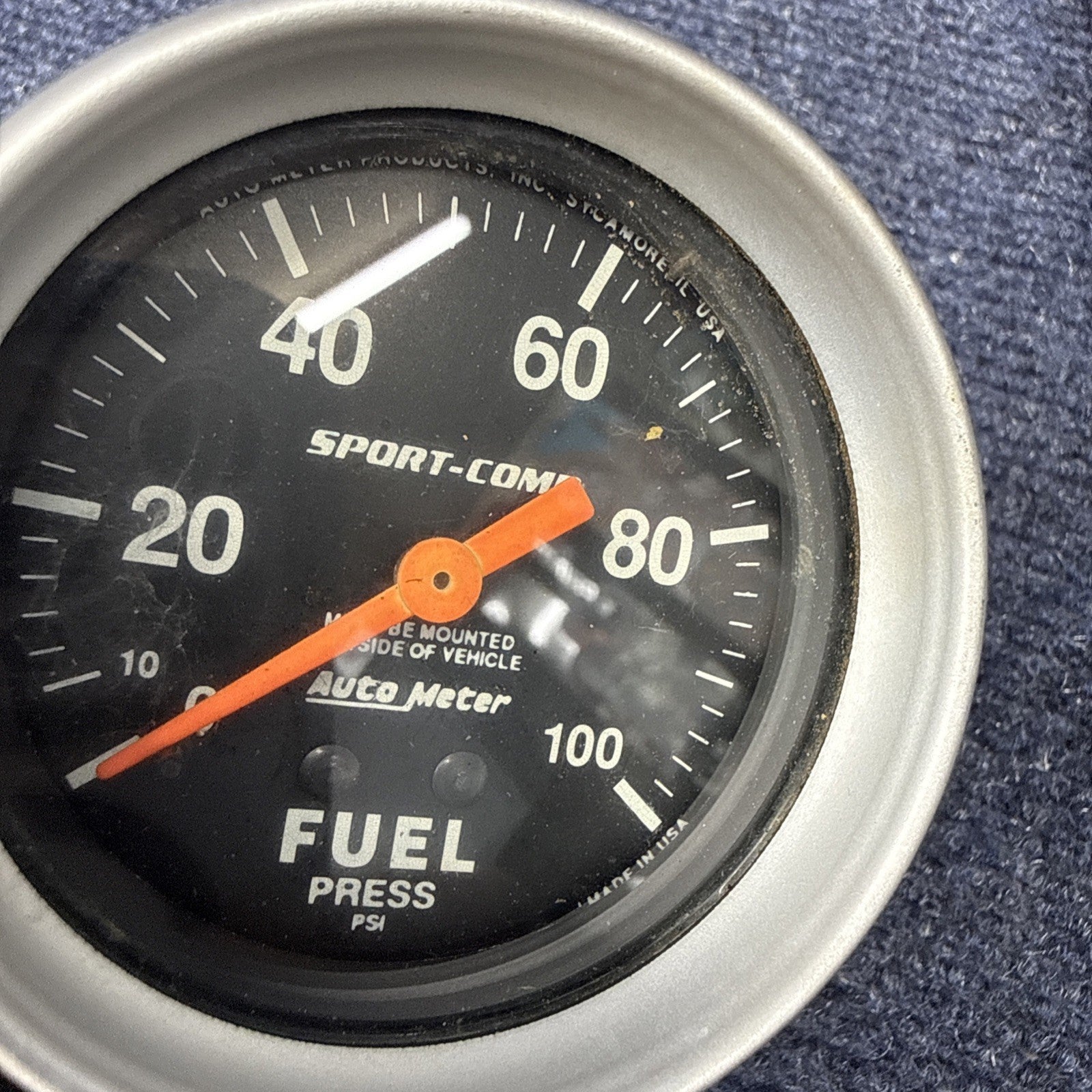 AutoMeter 3412 Sport-Comp Fuel Pressure Gauge, 2-5/8 in., Mechanical With Line