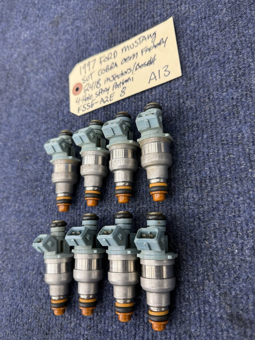93-98 Mustang Cobra 5.0 24lb Fuel Injectors 4 Hole Spray Pattern Ford 302 V8 4.6