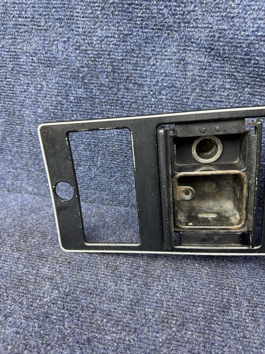 86-92 Ford Lincoln Mark VII Lsc Center Console Trim Shifter Bezel OEM Ashtray