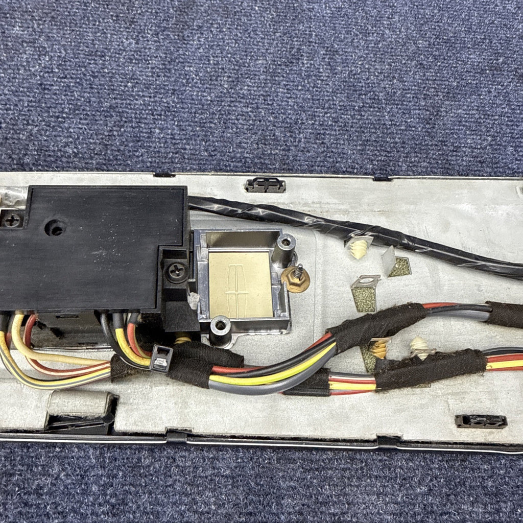 1984-92 Lincoln Mark VII OEM Seat Switch Power Lock Switch DRIVER Door LH