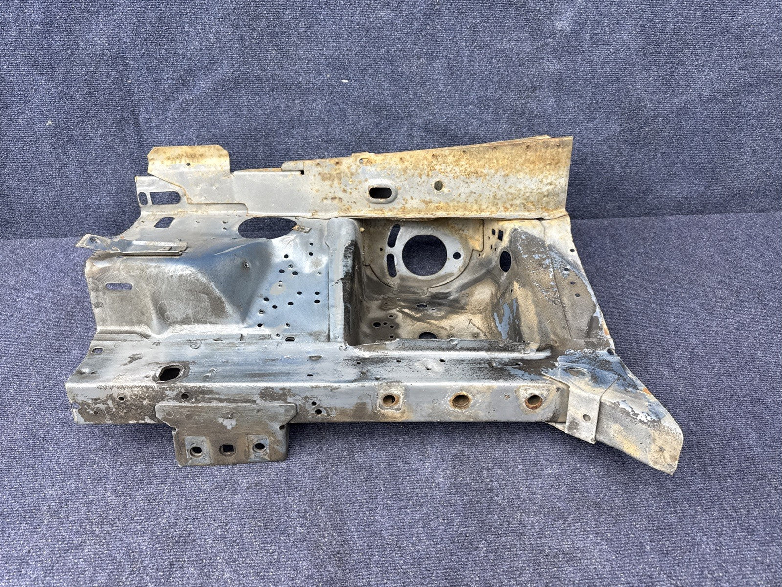 79 - 89 MUSTANG LH FENDER APRON FRAME SHOCK TOWER METAL OEM Drivers Side 87-93
