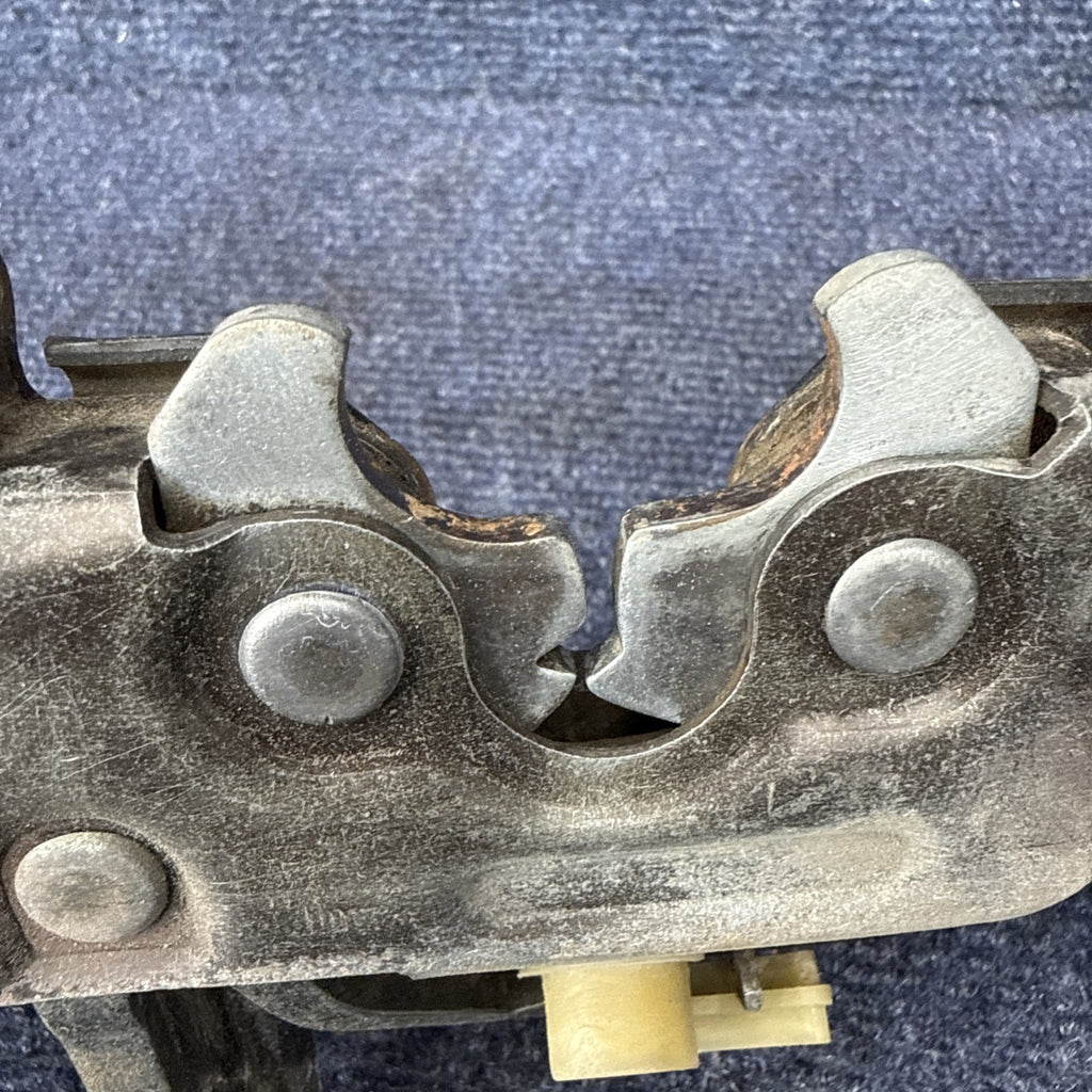 87-91 Ford Mustang Hatch Latch Power Lock Mechanism Rear Hatchback Switch OEM