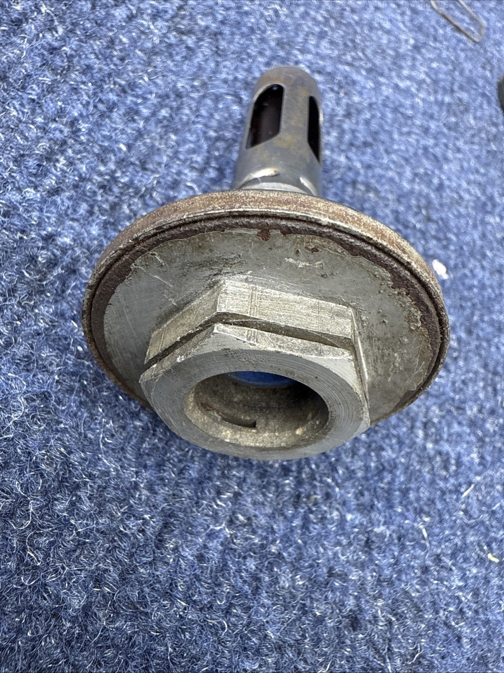 86-87-93-95 Ford Mustang Low Oil Sensor Oil Pan Level Plug Factory V8 302 OEM