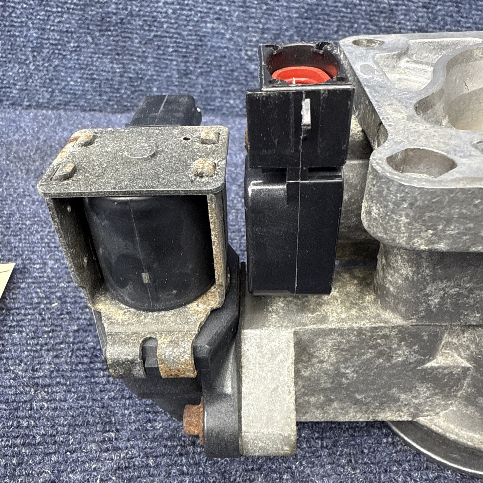 1995 Ford Mustang Svt Cobra 302 5.0L Original Throttle Body OEM 1994 Sn95 5.0
