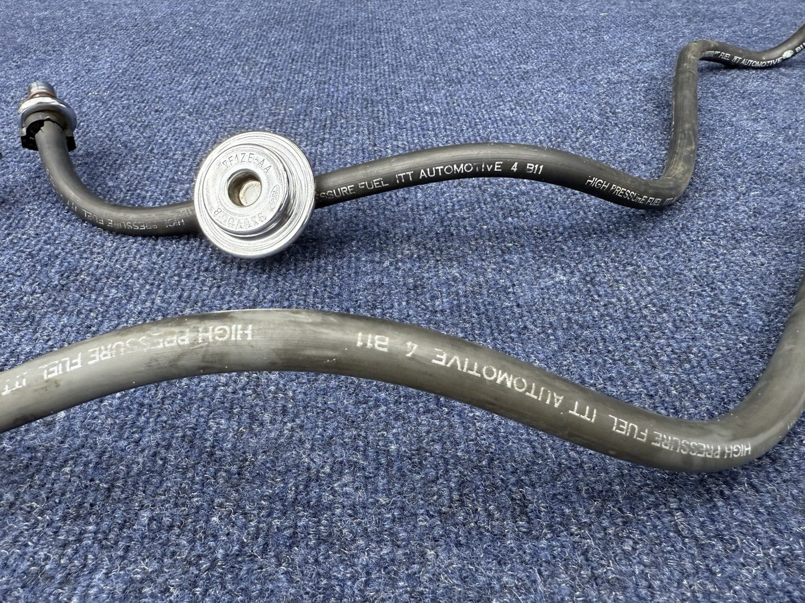 94-95 Mustang 5.0L Motor Engine Fuel Feed Return Lines Hoses Pair 2x Factory OEM