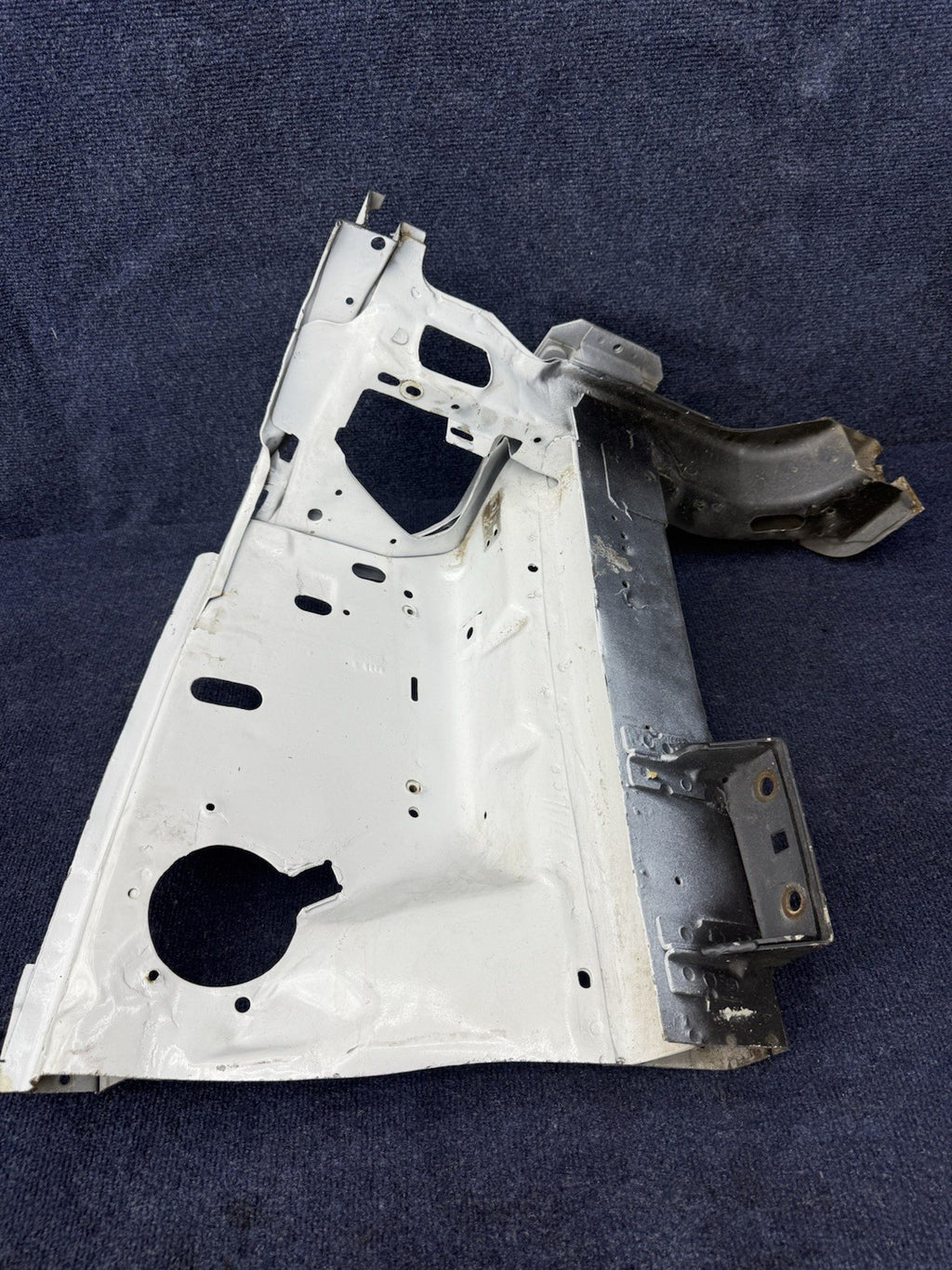 1990-1993 MUSTANG DRIVER L-H FRONT APRON FRAME METAL REPAIR SECTION OEM 1992  92