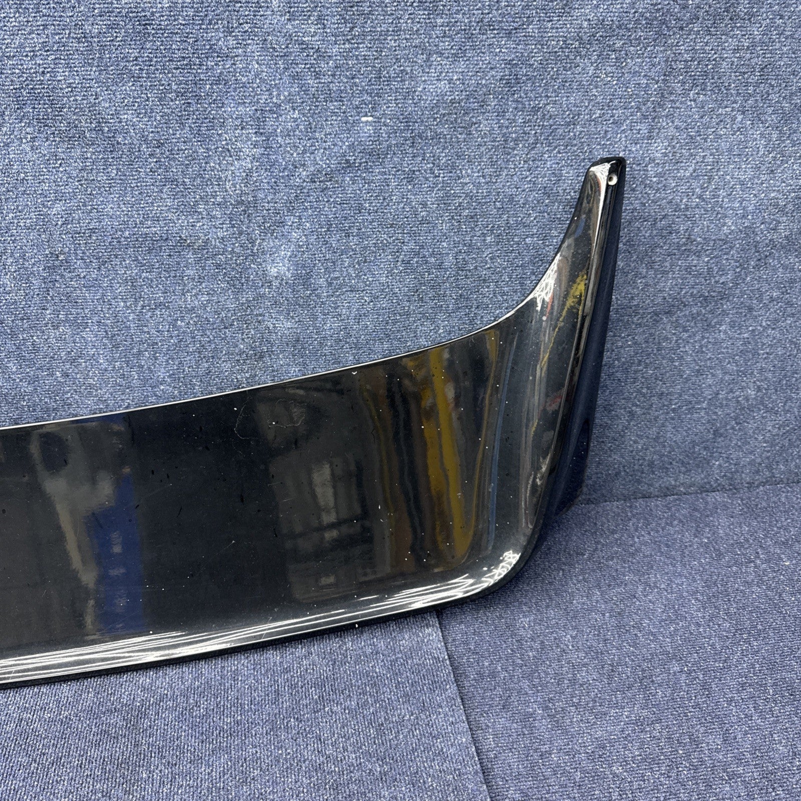 86-93 Ford MUSTANG LX HATCHBACK OEM REAR FIBERGLASS SPOILER W/LIGHT WING Black