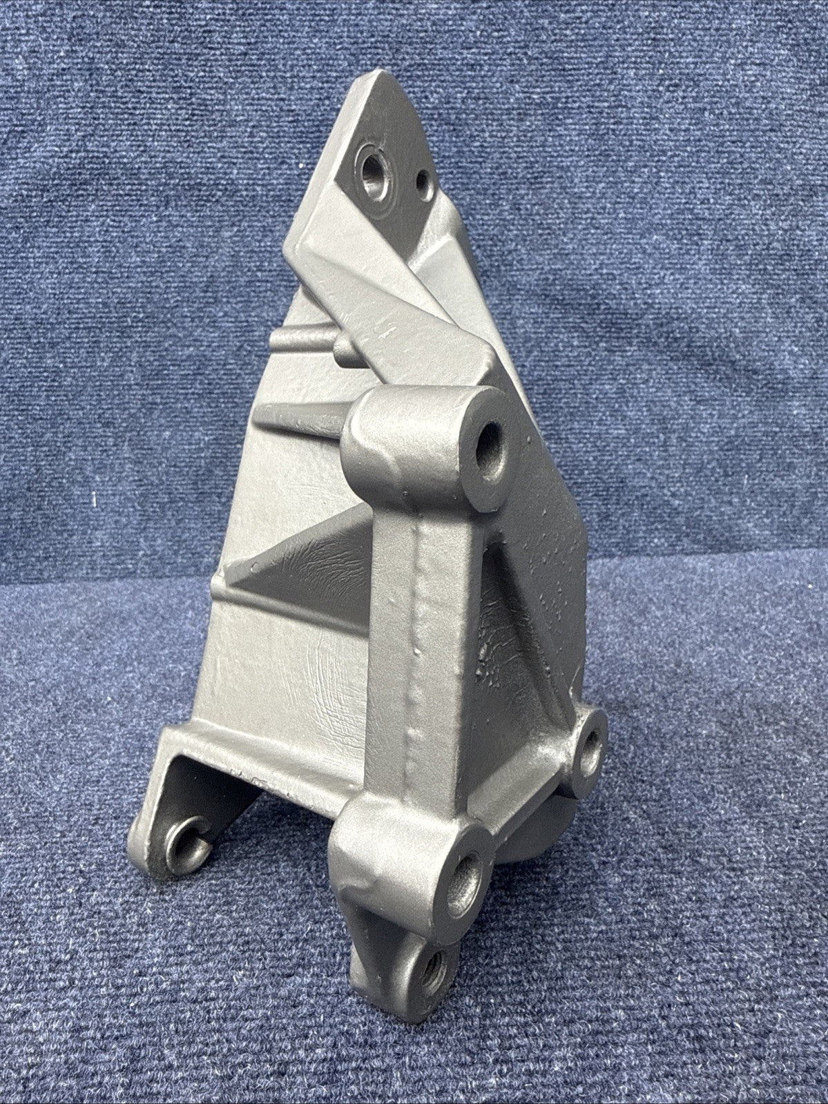1987-1993 Ford Mustang 5.0 Oem Alternator smog pump bracket E5AE-10039-CA 302