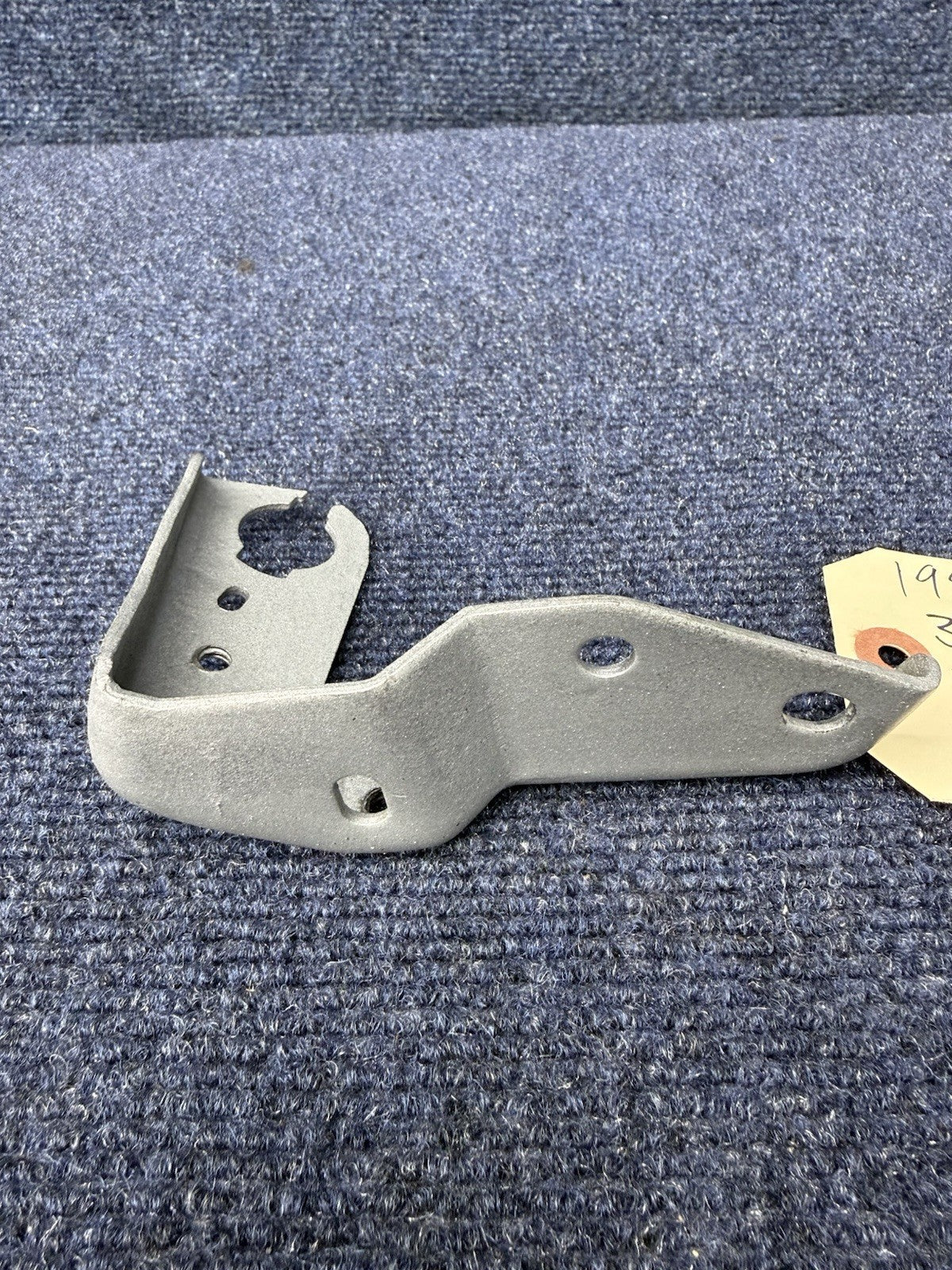 86 87-93 Ford Fox Body Mustang Intake Throttle Cable Bracket 5.0L 302 OEM EFI