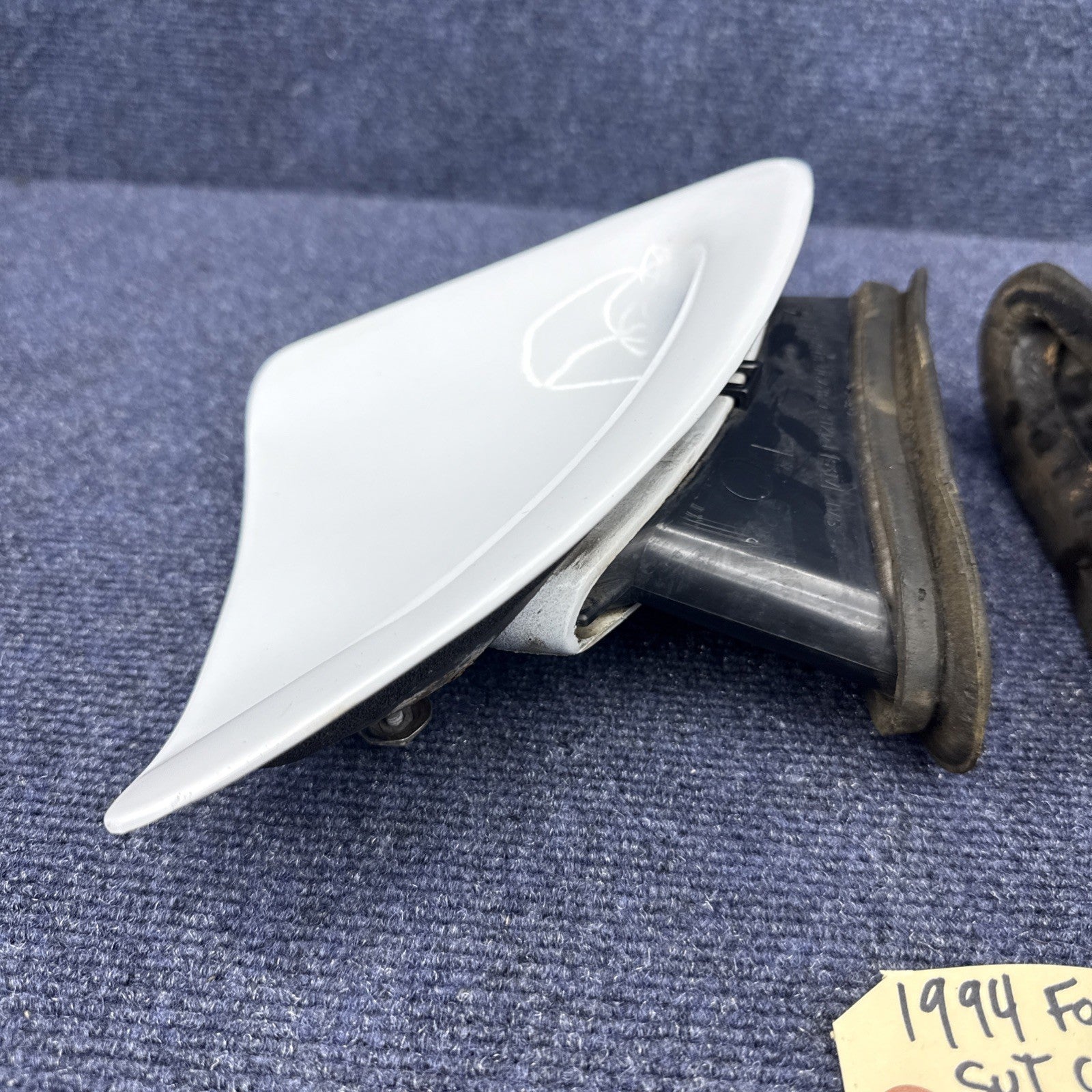 1994-1998 Ford Mustang Cobra Gt LH & Rh Quarter Scoop Side Vent Trim Panel OEM