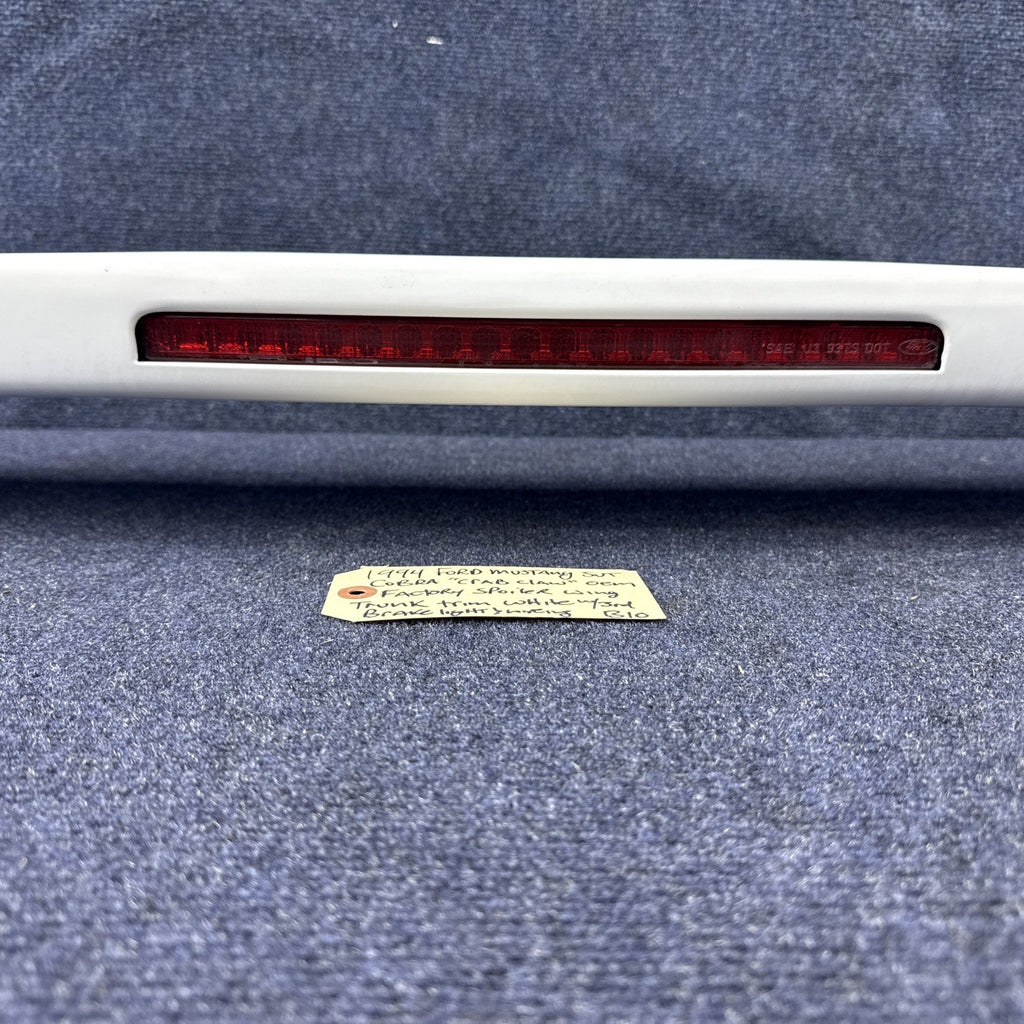 1994-1995 Ford MUSTANG Svt COBRA Wing Spoiler Brake Light OEM Factory Original