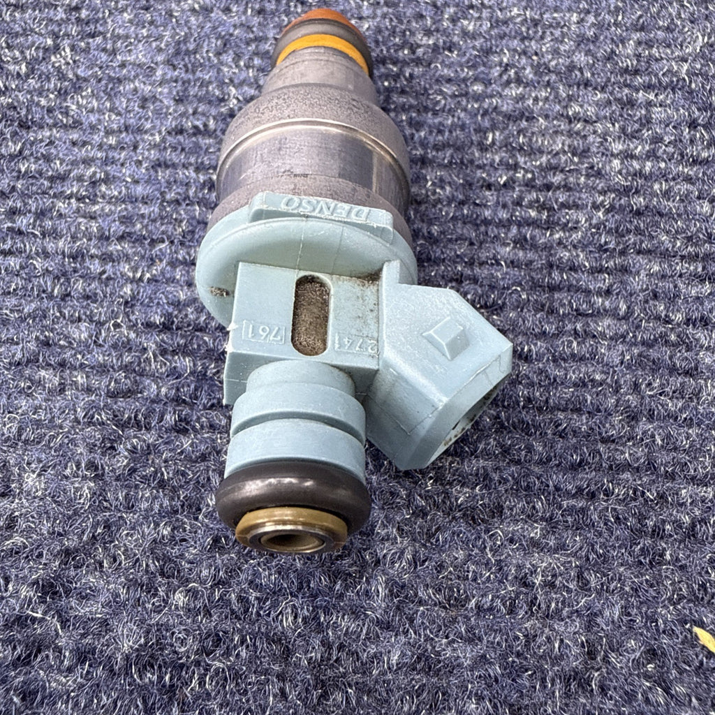 1993-1995 Ford Mustang Svt Cobra 5.0 24lb Fuel Injectors OEM Factory 302 V8 Efi