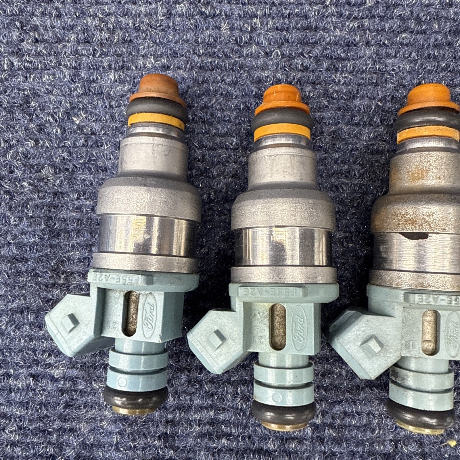 1993-1995 Ford Mustang Svt Cobra 5.0 24lb Fuel Injectors OEM Factory 302 V8 Efi