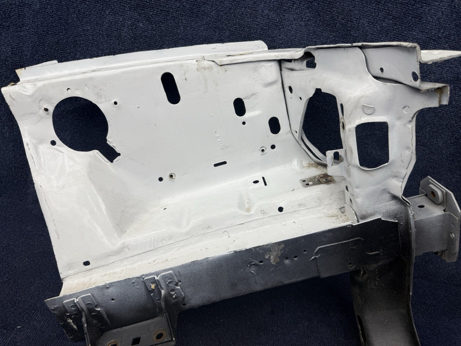 1990-1993 MUSTANG DRIVER L-H FRONT APRON FRAME METAL REPAIR SECTION OEM 1992  92