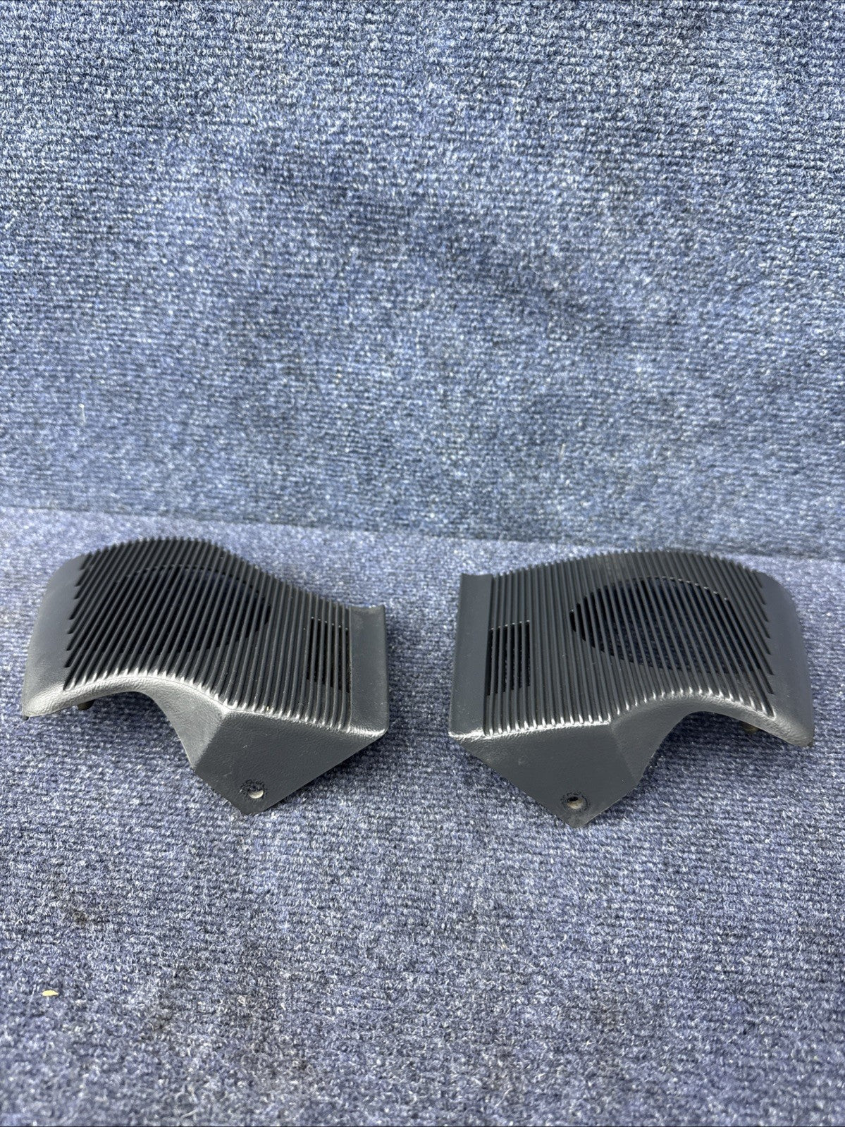 87-93 FORD MUSTANG DASH SPEAKER GRILL COVER COVERS TRIM SET LEFT RIGHT LH RH OEM