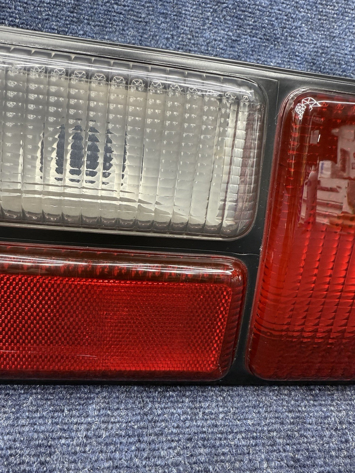 87-93 FORD MUSTANG LX RH PASSENGER TAIL LIGHT OEM FACTORY LENS HOUSING FACTORY