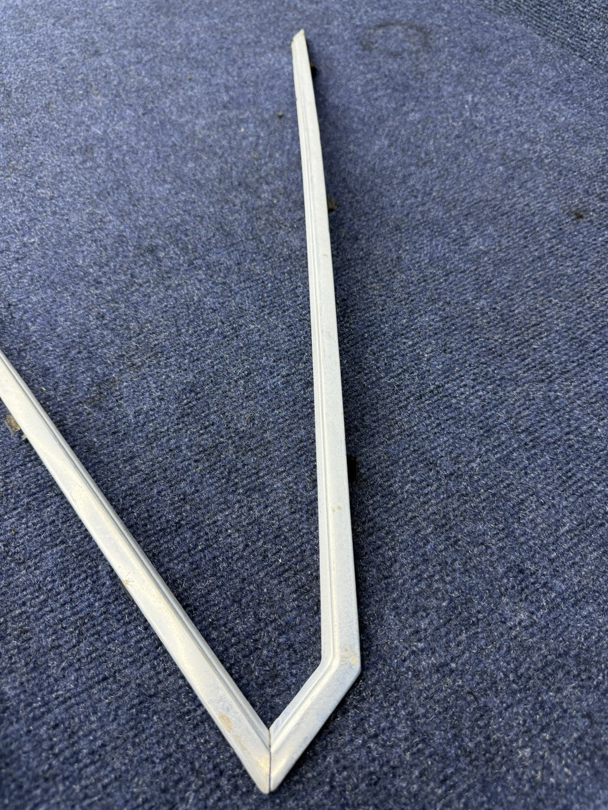 79-86 Ford Fox Body Mustang Hatch Quarter Window Trim OEM Ford 1979-1986