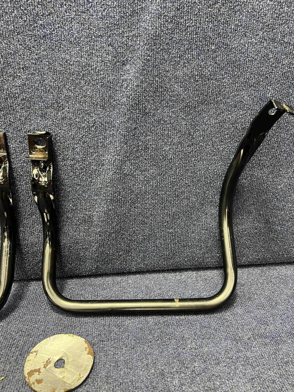 1990-1993 Ford Mustang Rear Seat Mounting Bracket Lower Bottom Cushion Belt Bars