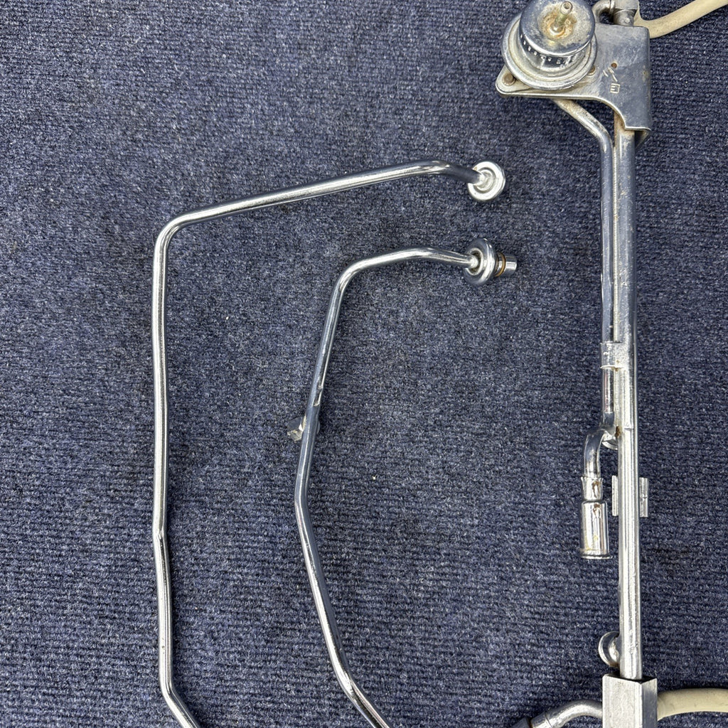 86-93 Ford Mustang 5.0 EFI Fuel Rail & Extensions Regulator Oem Factory 302 Sbf