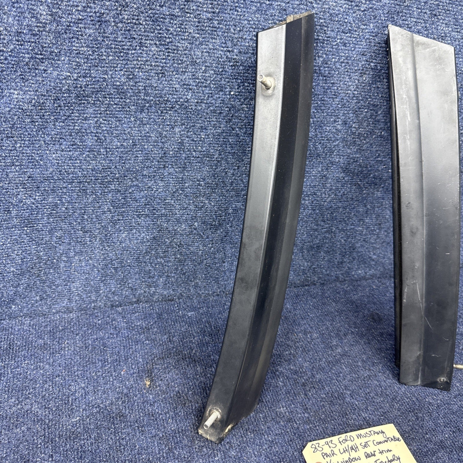 83-93 Mustang RH & LH Convertible Quarter Window Trim Guide Rear OEM 1987-1993