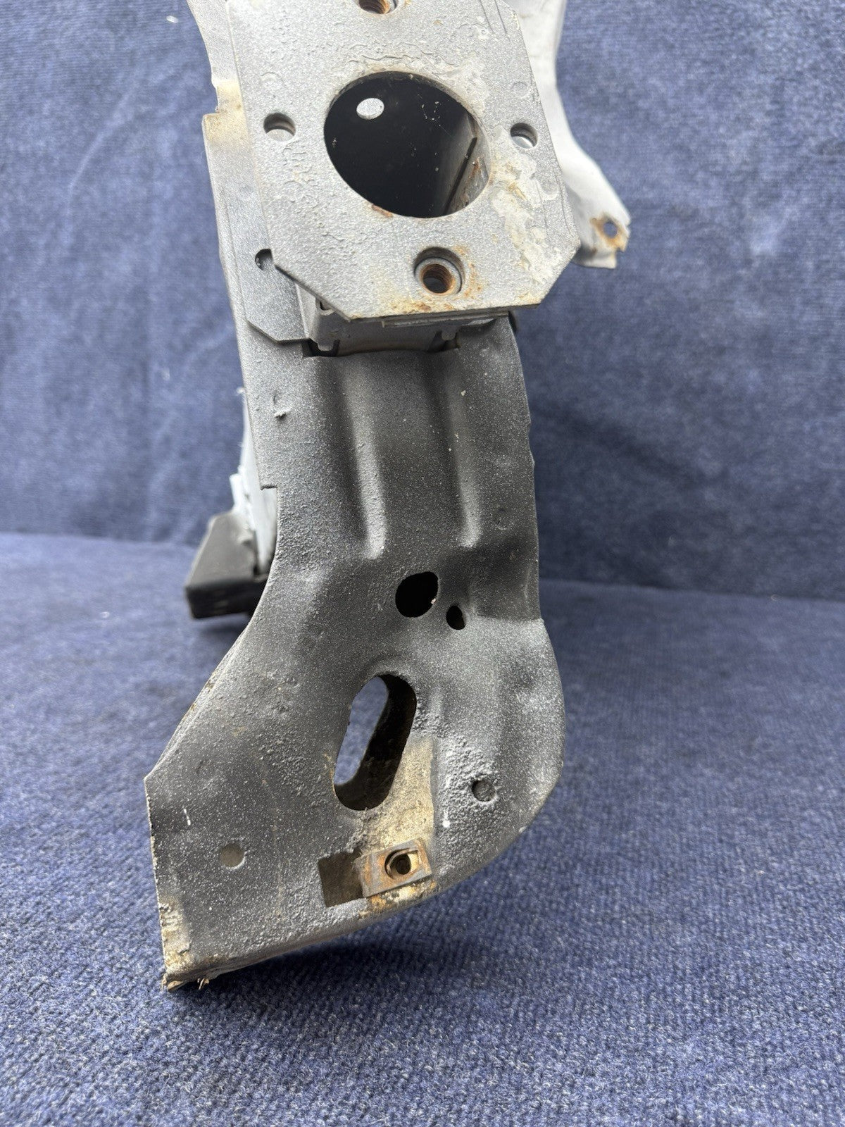 1990-1993 MUSTANG DRIVER L-H FRONT APRON FRAME METAL REPAIR SECTION OEM 1992  92
