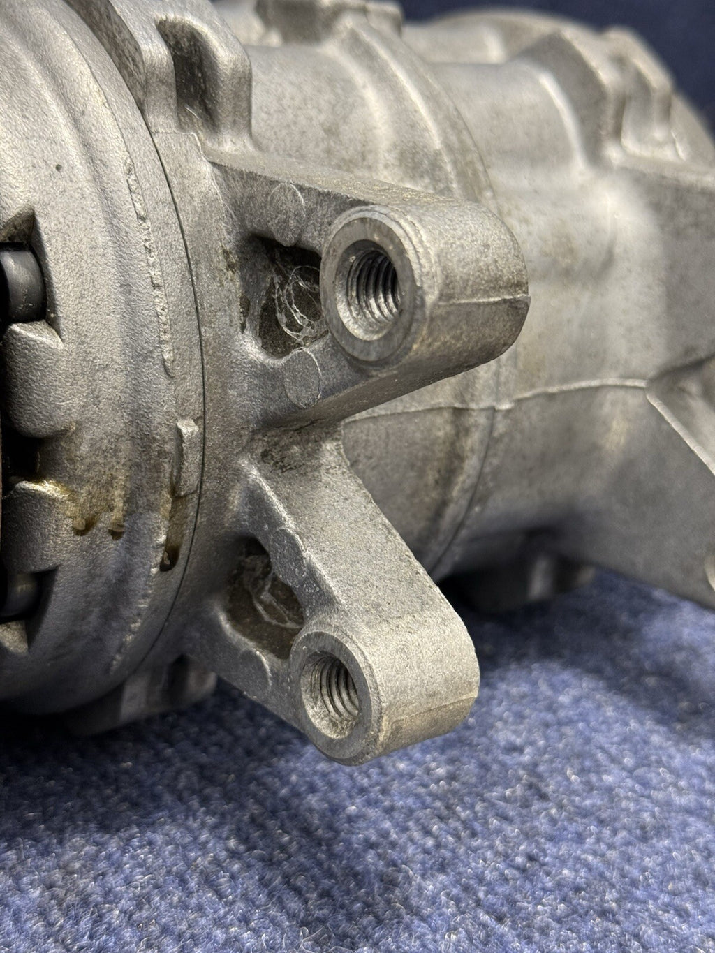 87-93 Ford Mustang Air Conditioning AC Compressor Unit Parts or Repair FACTORY