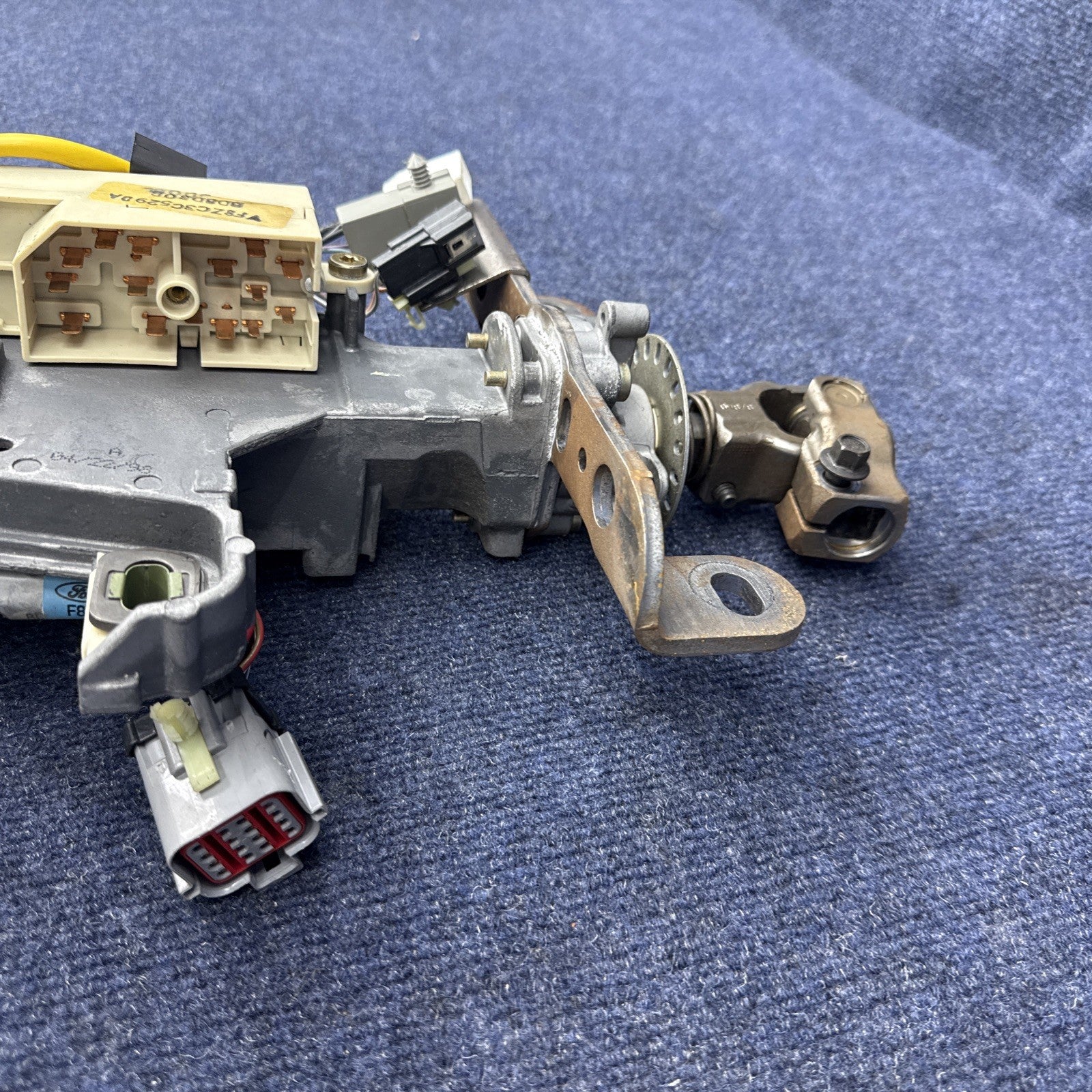96 97 98 OEM FORD MUSTANG Svt Cobra Gt Lx STEERING COLUMN HOUSING TILT Factory